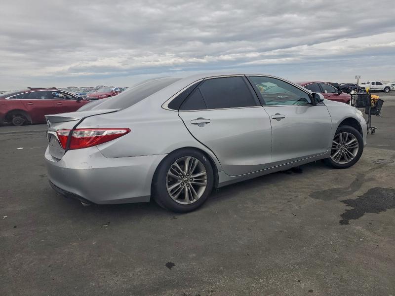 Фото 3 - TOYOTA CAMRY