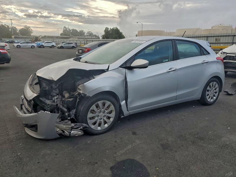 Фото 1 - HYUNDAI ELANTRA