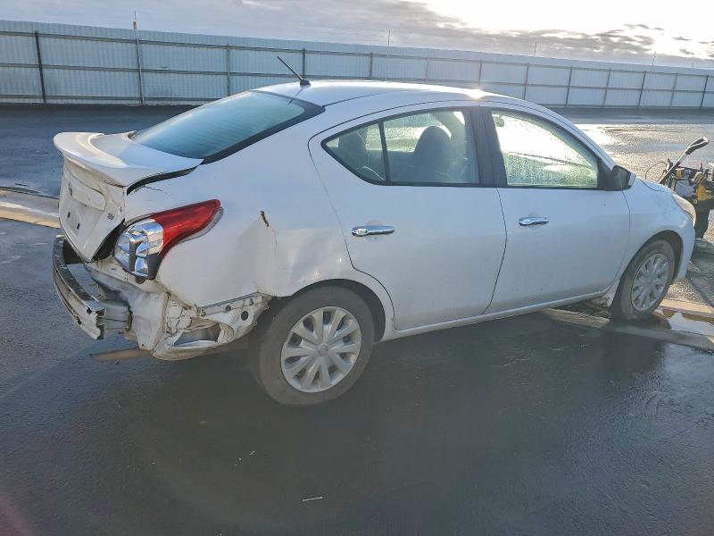 Фото 3 - NISSAN VERSA