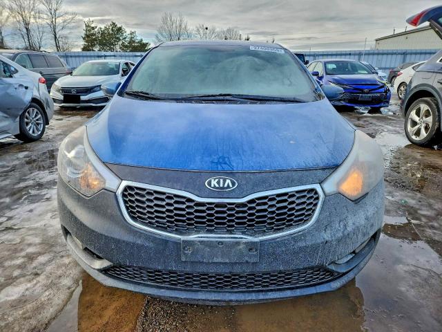 Фото 5 - KIA FORTE