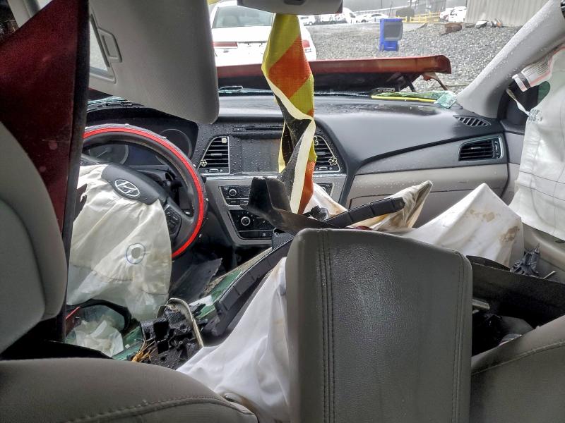 Фото 8 - HYUNDAI SONATA