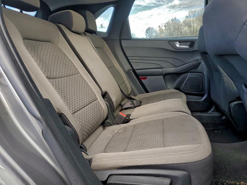 Фото 10 - FORD ESCAPE