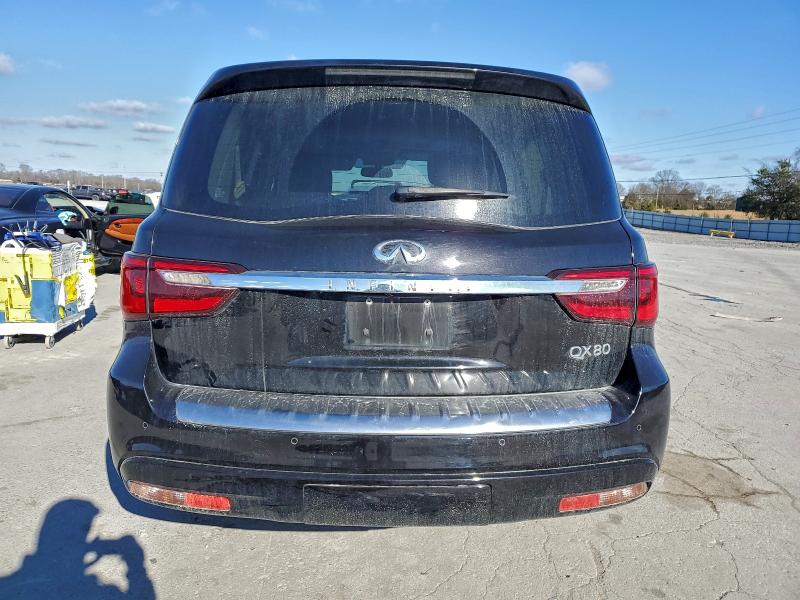 Фото 6 - INFINITI QX80