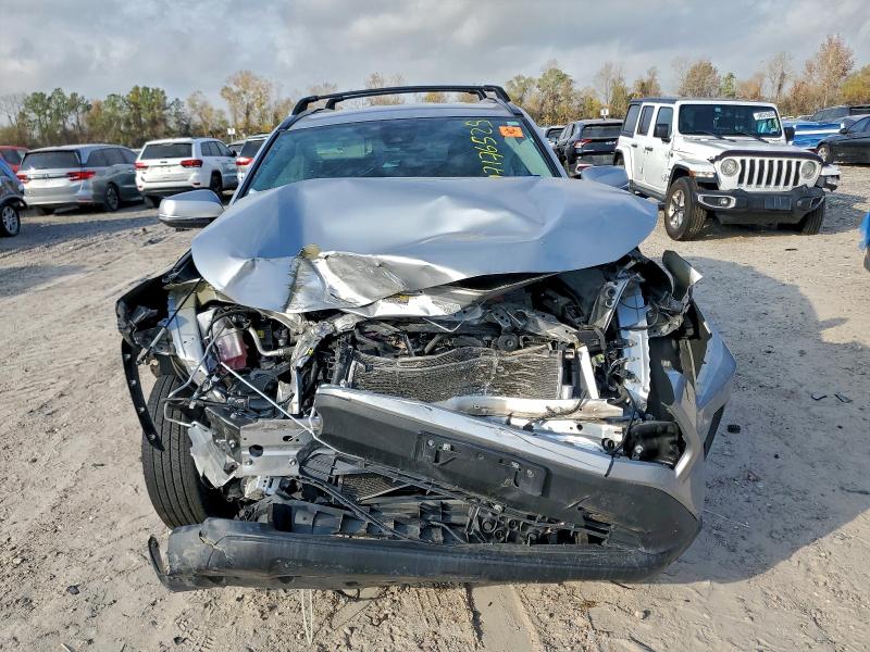 Фото 5 - TOYOTA RAV4