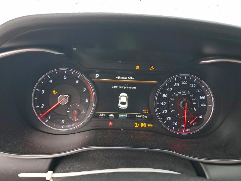 Фото 9 - GENESIS G70