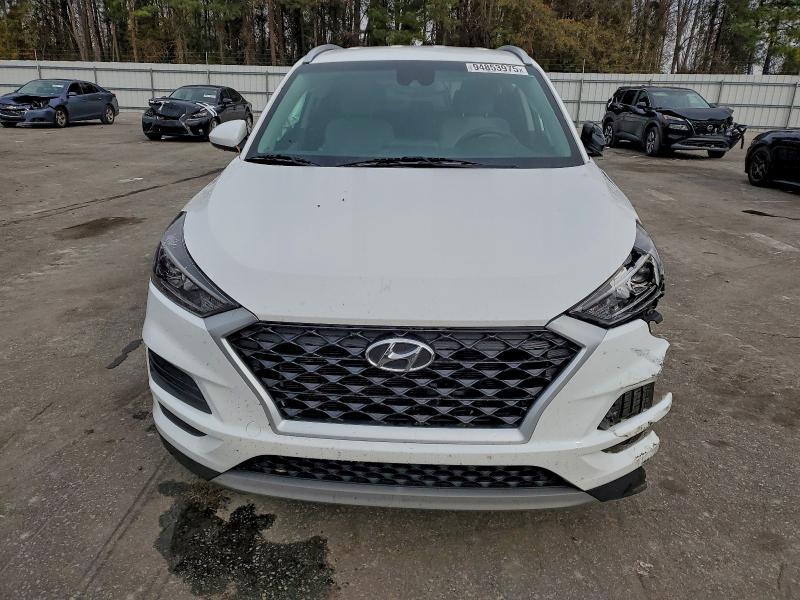 Фото 5 - HYUNDAI TUCSON