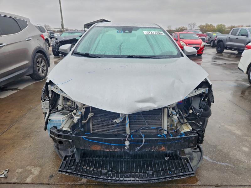 Фото 5 - TOYOTA COROLLA