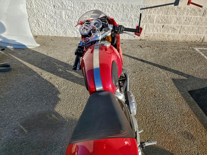 TRIUMPH THRUXTON 2017