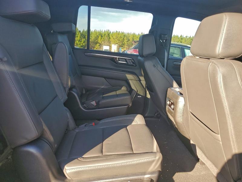 Фото 10 - CHEVROLET SUBURBAN