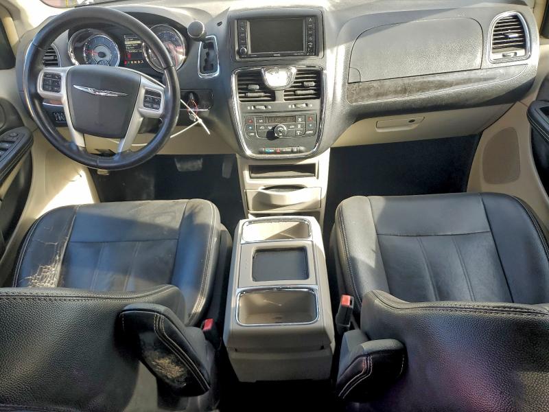 Фото 8 - CHRYSLER MINIVAN