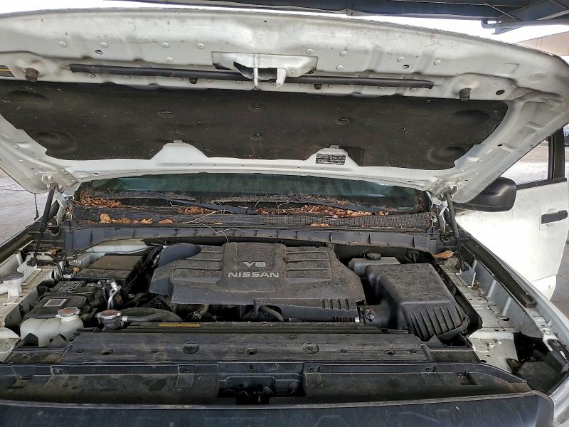 Фото 11 - NISSAN TITAN