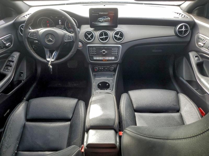 Фото 8 - MERCEDES-BENZ CLA-CLASS