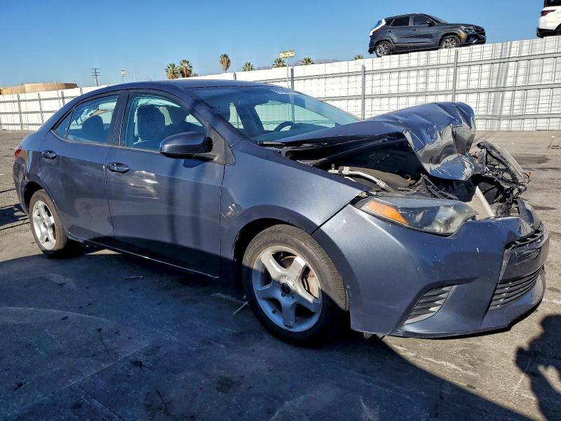 Фото 4 - TOYOTA COROLLA