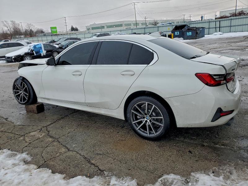 Фото 2 - BMW 3 SERIES