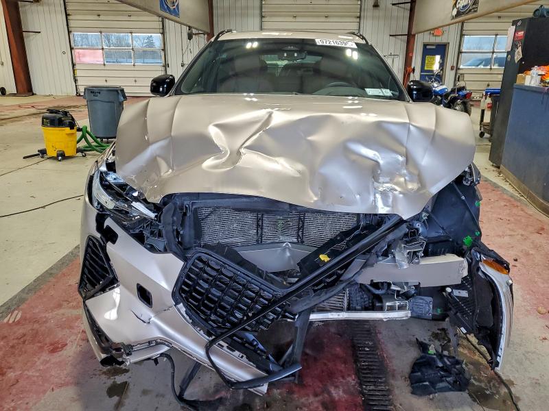 VOLVO XC60 ULTRA 2025 VIN YV4H60RM0S1050169