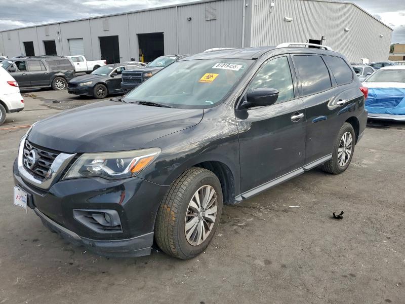 Фото 1 - NISSAN PATHFINDER