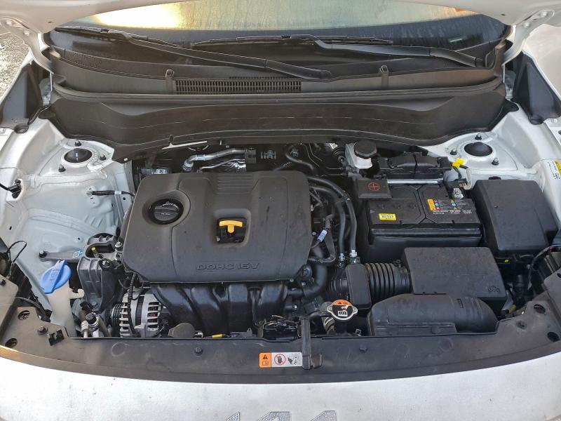 Фото 12 - KIA SELTOS