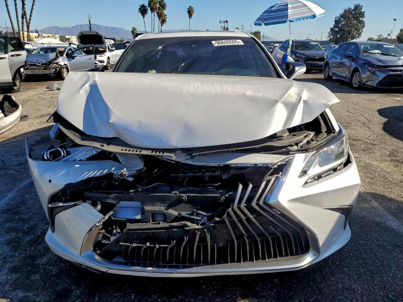 Фото 5 - LEXUS ES300