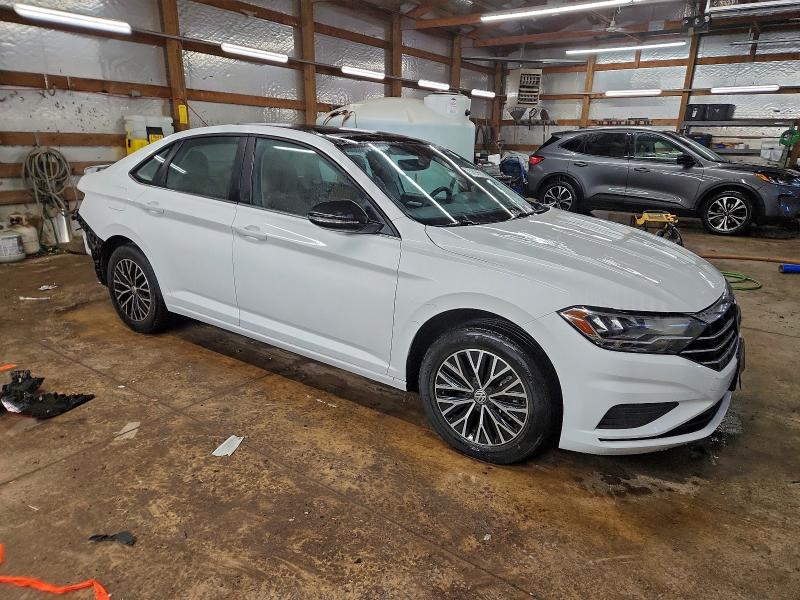 Фото 4 - VOLKSWAGEN JETTA