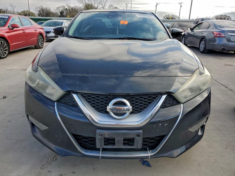 Фото 5 - NISSAN MAXIMA
