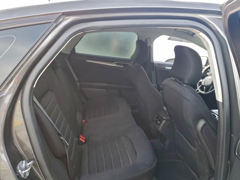 Фото 10 - FORD FUSION