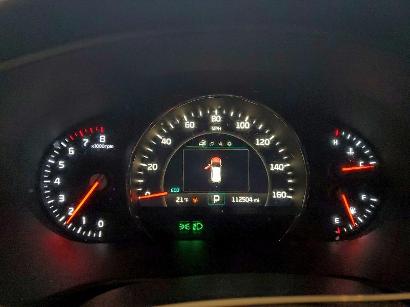 Фото 9 - KIA SORENTO