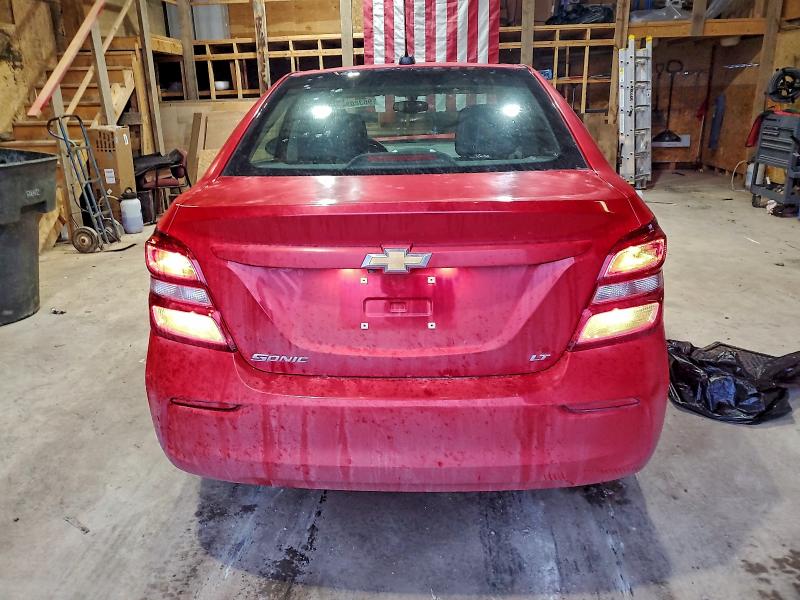 Фото 6 - CHEVROLET SONIC