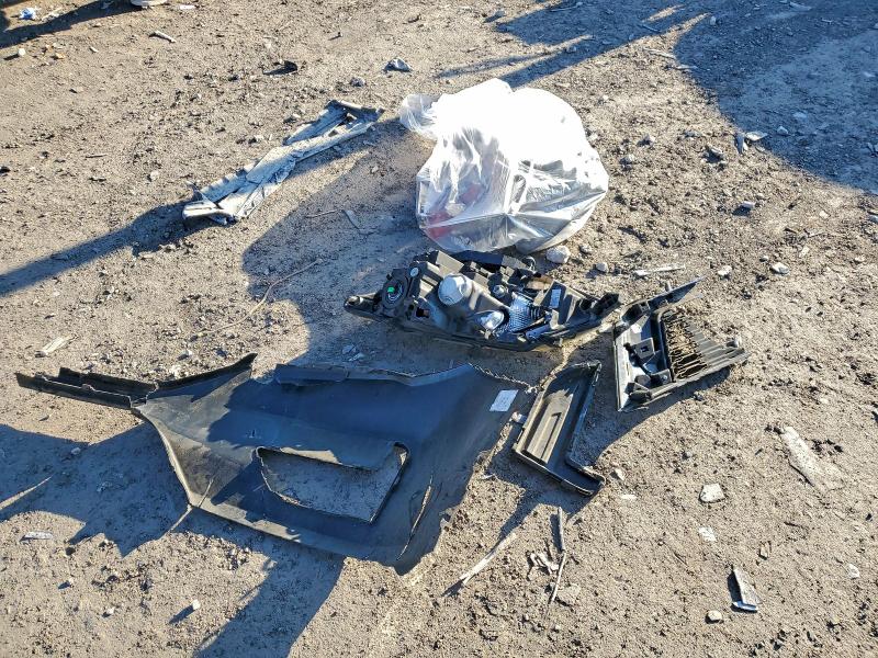 Фото 13 - NISSAN ROGUE