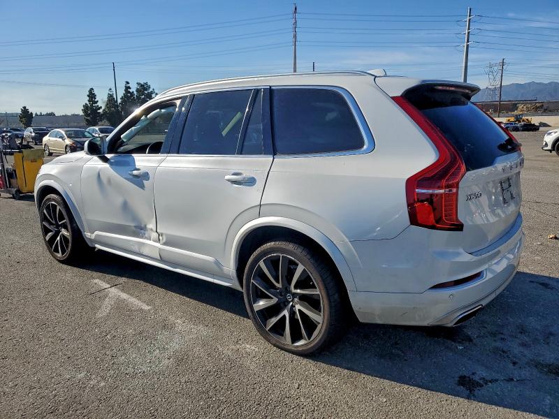 Фото 2 - VOLVO XC90