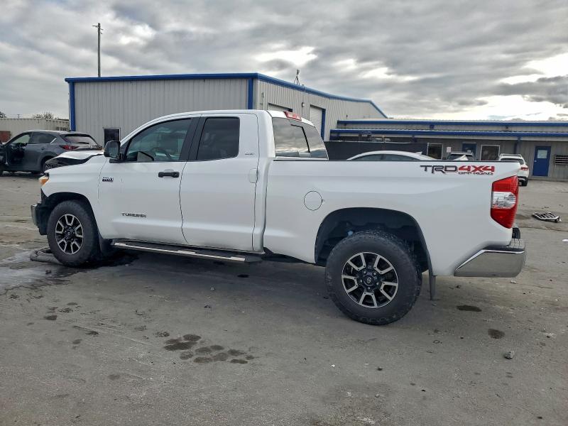 Фото 2 - TOYOTA TUNDRA