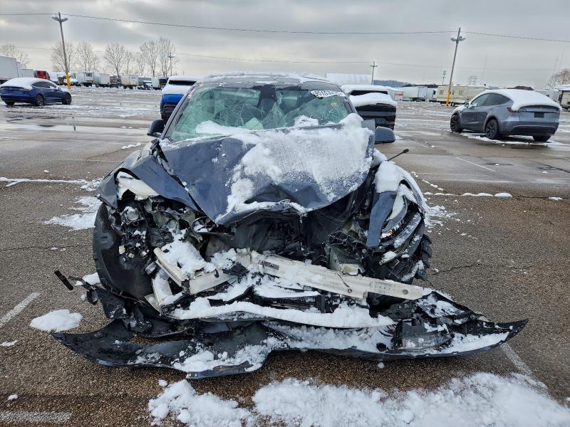 Фото 5 - TESLA MODEL 3