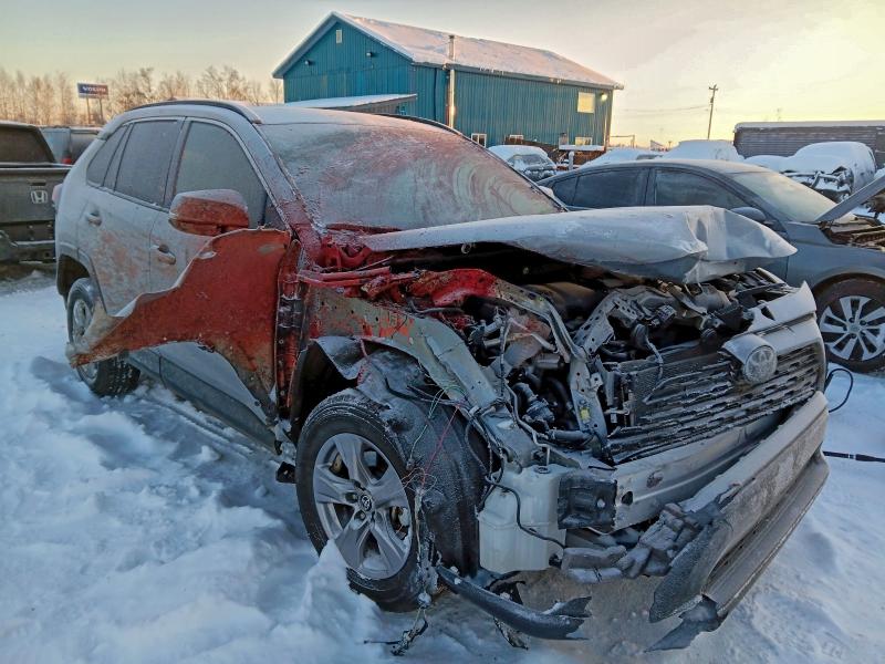 Фото 4 - TOYOTA RAV4