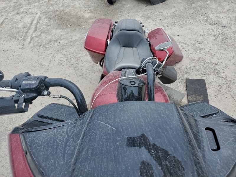 HARLEY-DAVIDSON FL 2018