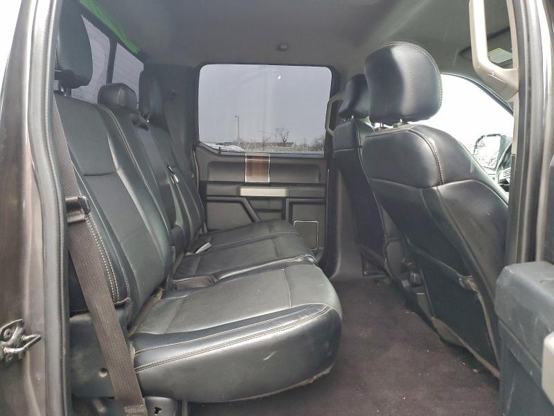 Фото 10 - FORD F-150