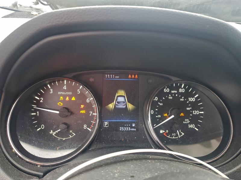 Фото 9 - NISSAN ROGUE