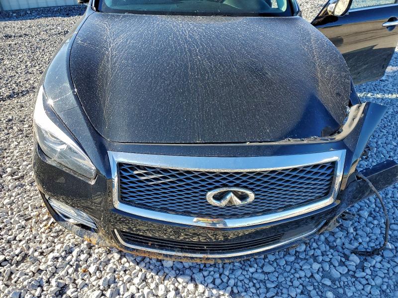 Фото 11 - INFINITI Q70