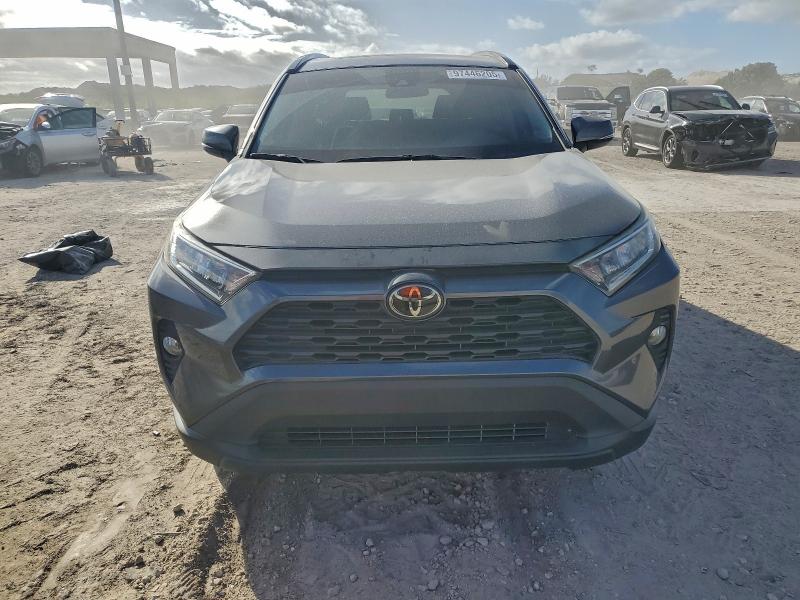 Фото 5 - TOYOTA RAV4