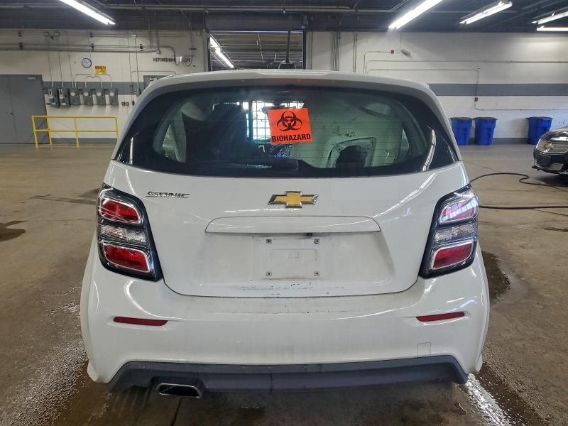 Фото 6 - CHEVROLET SONIC