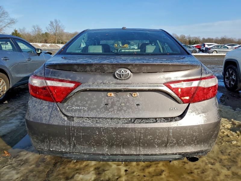 Фото 6 - TOYOTA CAMRY