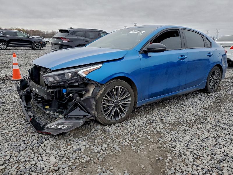 Фото 1 - KIA FORTE