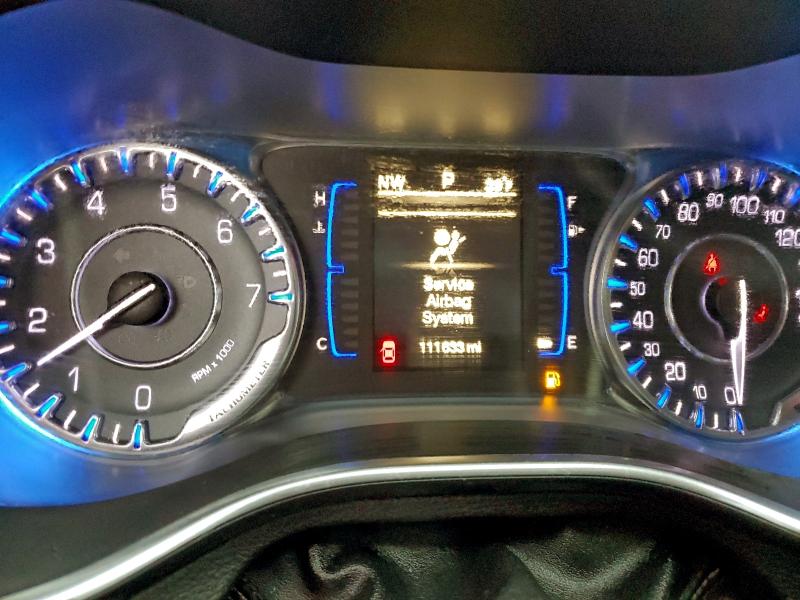 Фото 9 - CHRYSLER 200