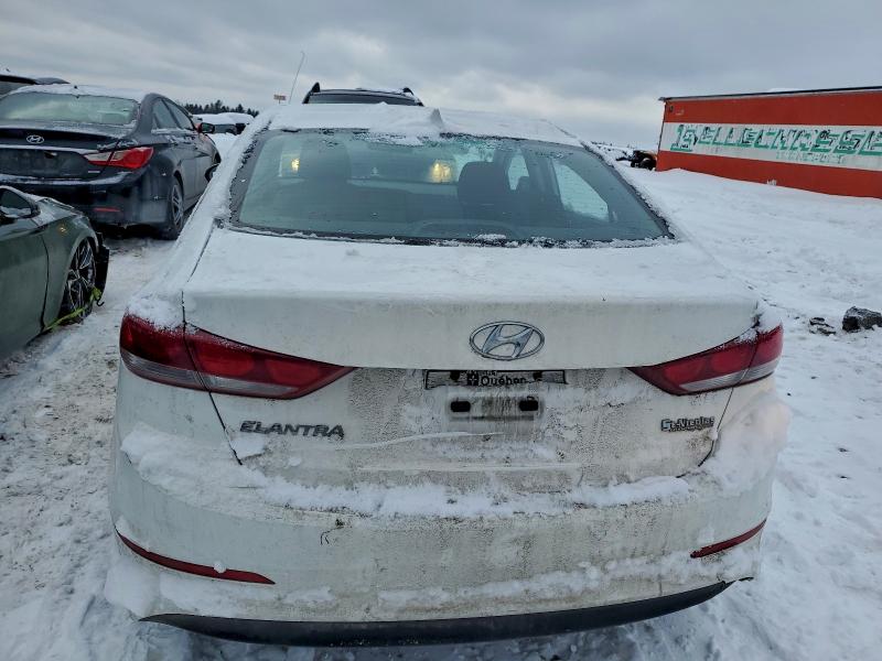 Фото 6 - HYUNDAI ELANTRA