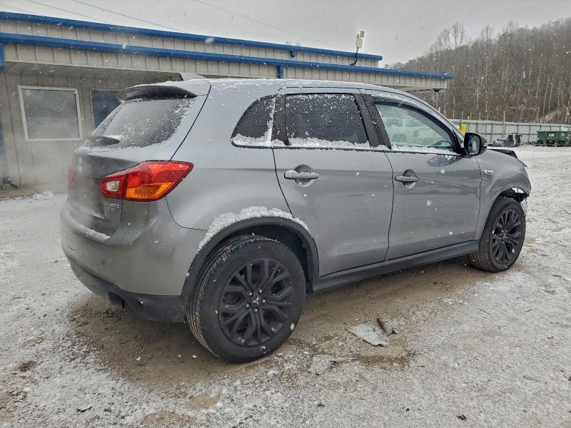 Фото 3 - MITSUBISHI OUTLANDER