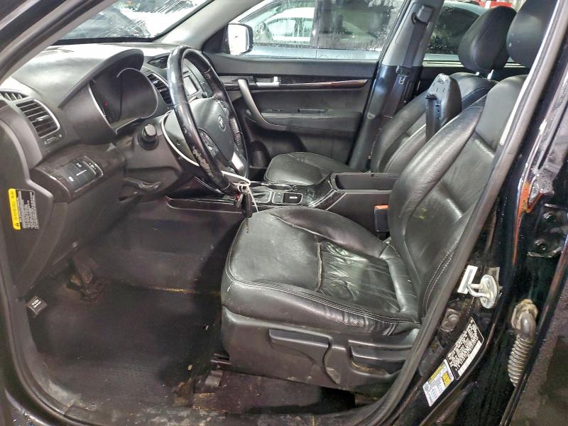 Фото 7 - KIA SORENTO