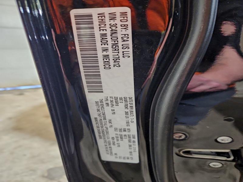 Фото 14 - JEEP COMPASS