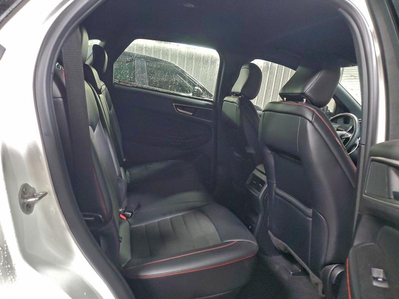 Фото 10 - FORD EDGE