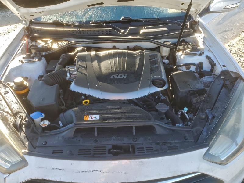 Фото 11 - HYUNDAI GENESIS