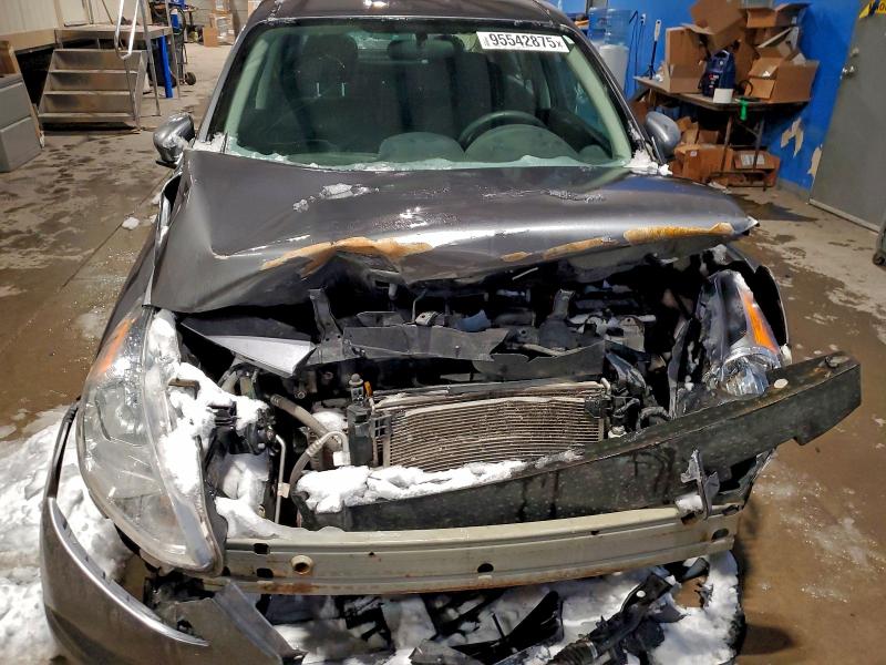 Фото 11 - NISSAN VERSA