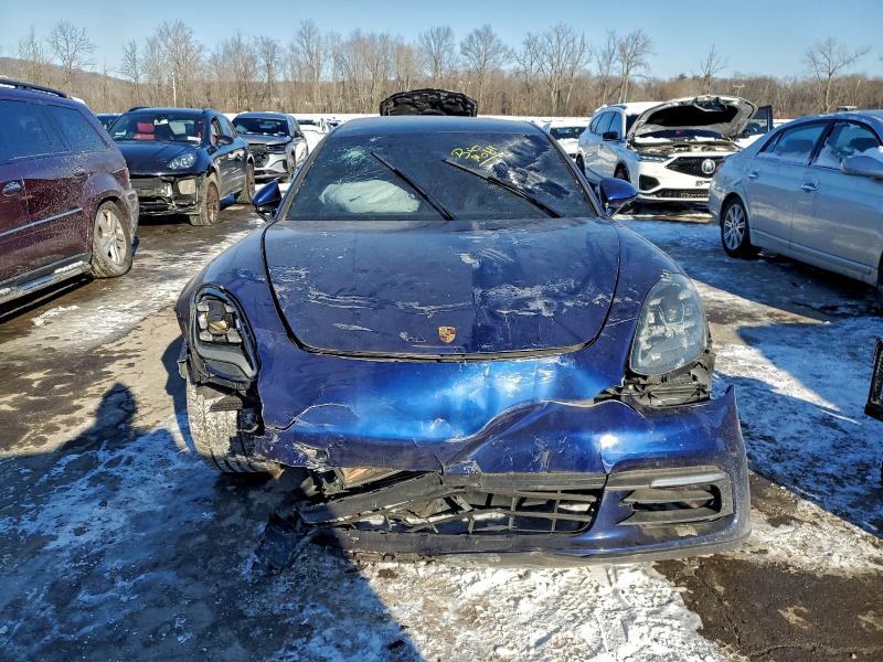 Фото 5 - PORSCHE PANAMERA