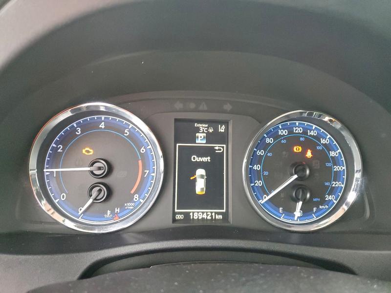 Фото 9 - TOYOTA COROLLA